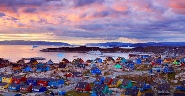 Гренландия домики закат село город природа